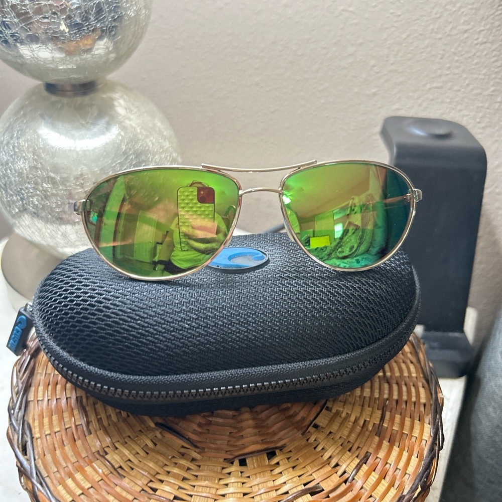 Kenny Chesney Costa Aviator Sunglasses with Case